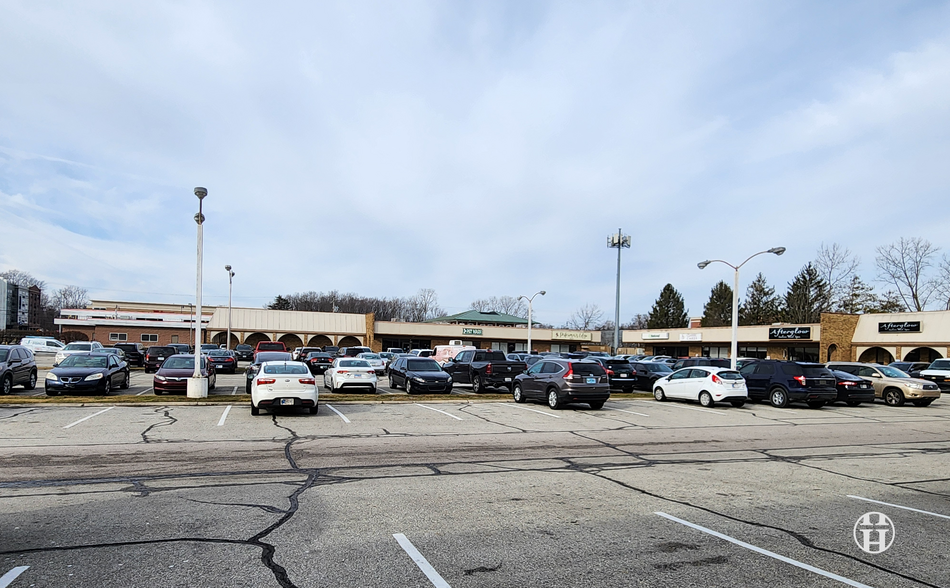1732-1764 E 116th St, Carmel, IN à vendre - Photo de l’immeuble – Image 3 sur 5