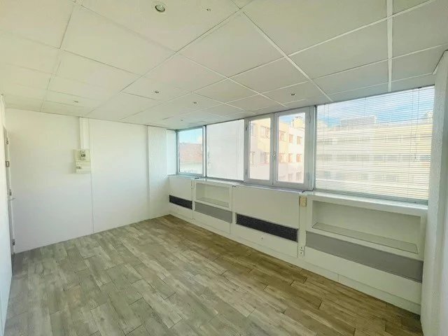 Bureau dans Nice à louer - Photo intérieure – Image 2 sur 2