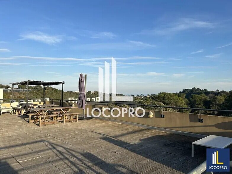 Bureau dans SOPHIA ANTIPOLIS à louer - Photo de l’immeuble – Image 3 sur 7