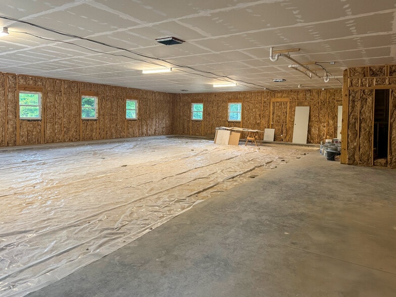 1617 Sugar Hill rd, Marion, NC à louer - Photo principale – Image 1 sur 3