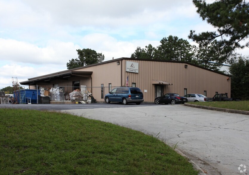 6740 Tribble St, Lithonia, GA à vendre - Photo principale – Image 2 sur 12