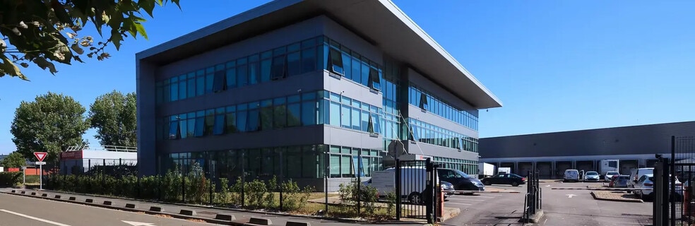 Route Principale Du Port, Gennevilliers à louer - Photo de l’immeuble – Image 2 sur 15