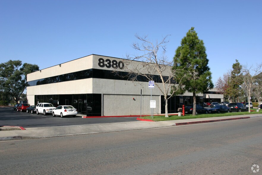 8380 Miramar Mall Rd, San Diego, CA à louer - Photo de l’immeuble – Image 2 sur 16