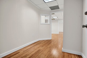 2150 Coral Way, Miami, FL à louer Photo intérieure– Image 2 sur 10