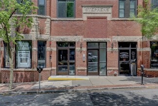 Plus de détails pour 218 W Main St, Urbana, IL - Bureau à vendre