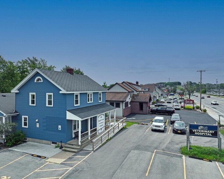 4084 W Henrietta Rd, Rochester, NY à vendre - Photo de l’immeuble – Image 2 sur 4