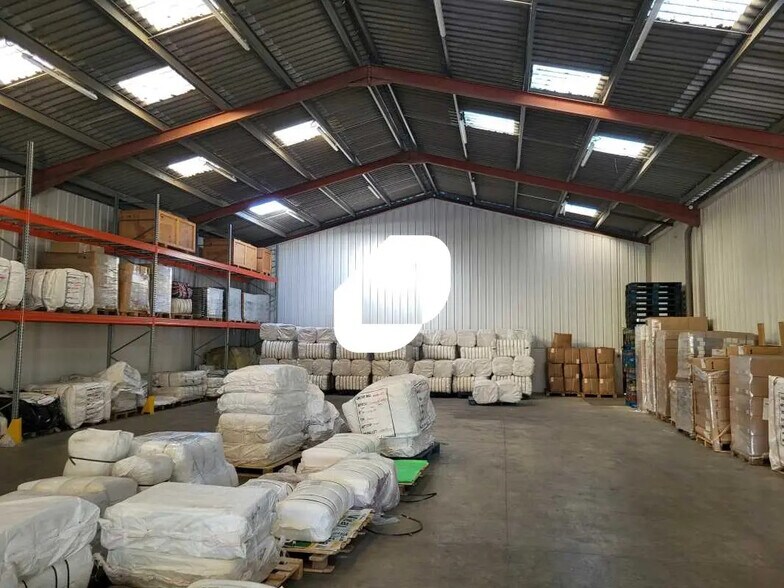 Industriel/Logistique dans Cestas à louer - Photo de l’immeuble – Image 1 sur 9