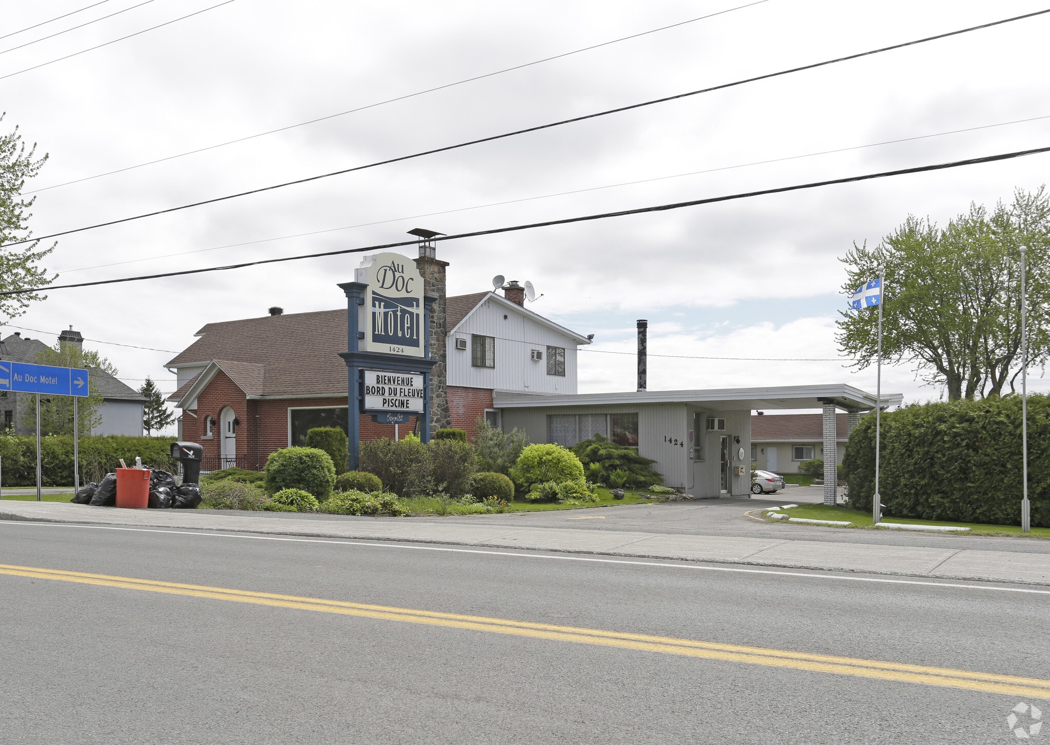 1424 Rue Notre-Dame, Saint-Sulpice, QC à vendre Photo principale– Image 1 sur 3