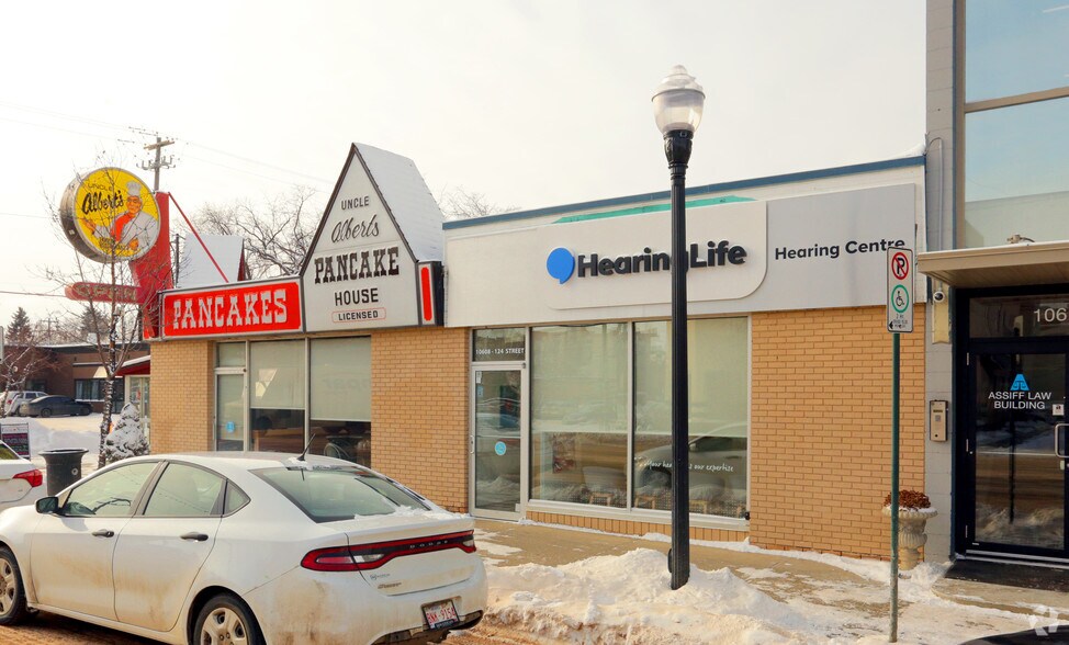10604 124th St NW, Edmonton, AB à louer - Photo de l’immeuble – Image 2 sur 5