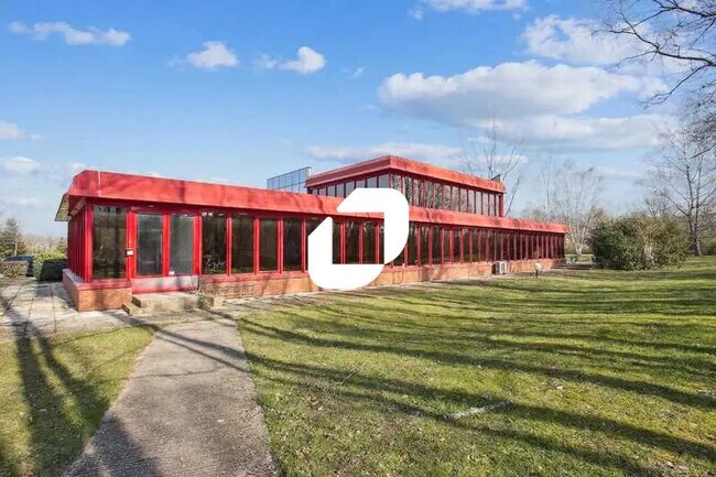 Plus de détails pour Bureau à louer