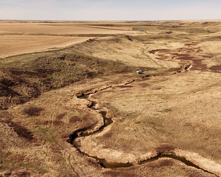 Township Road 64, Magrath, AB à vendre - Photo de l’immeuble – Image 2 sur 5
