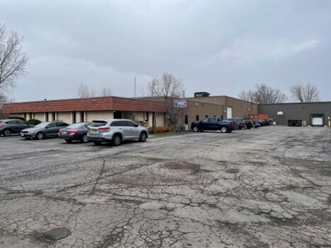 6125 Lendell Rd, Sanborn, NY à louer - Photo principale – Image 1 sur 28