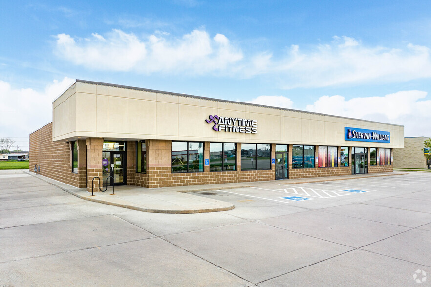 2118 Market Ln, Norfolk, NE à vendre - Photo de l’immeuble – Image 2 sur 8
