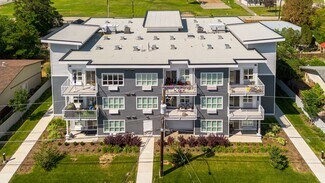 Plus de détails pour 725 York Av, Kamloops, BC - Logement à vendre