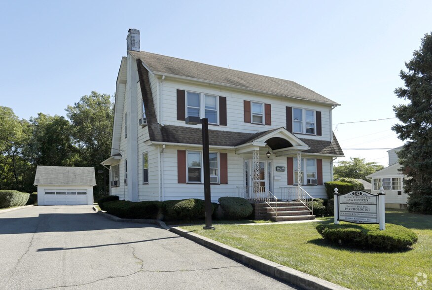 142 Oak Tree Ave, South Plainfield, NJ à louer - Photo de l’immeuble – Image 2 sur 56