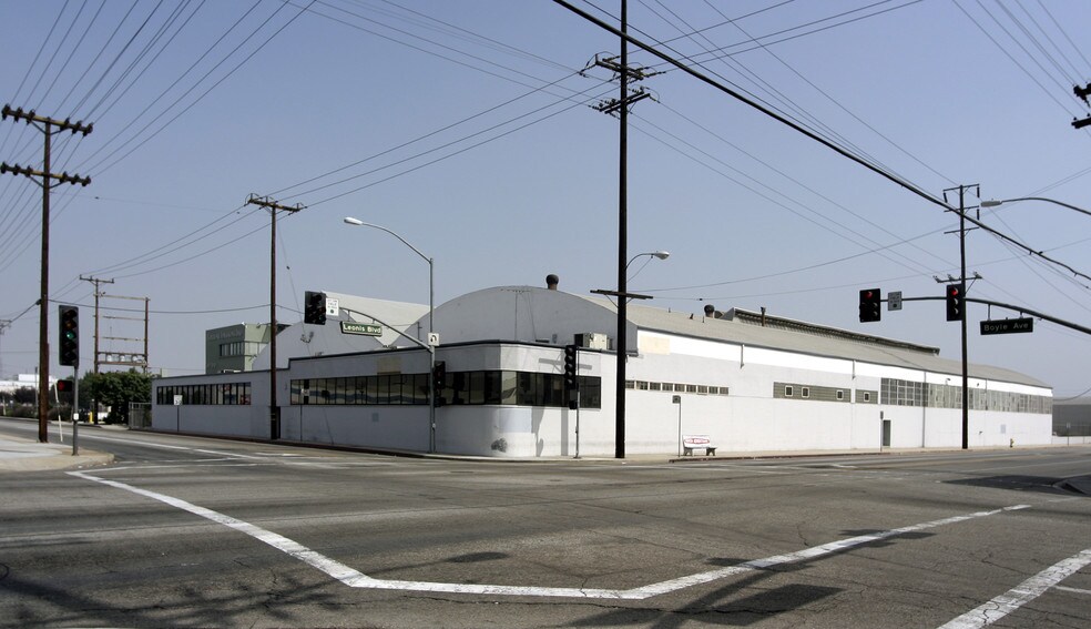 4724 Boyle Ave, Vernon, CA à louer - Photo de l’immeuble – Image 3 sur 7