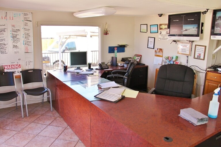 26068 5th St, San Bernardino, CA à vendre - Photo intérieure – Image 3 sur 7