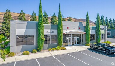 6080 Hellyer Ave, San Jose, CA à louer Photo de l’immeuble– Image 1 sur 7