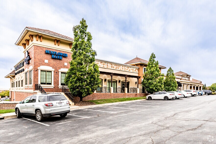 4151-4175 N Mulberry Dr, Kansas City, MO à louer - Photo de l’immeuble – Image 2 sur 14