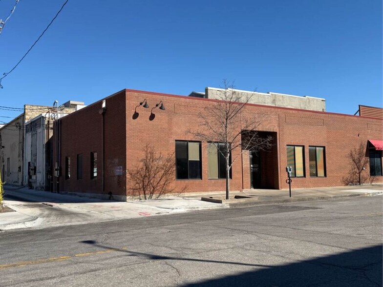 12 W 8th St, Lawrence, KS à louer - Photo de l’immeuble – Image 2 sur 8