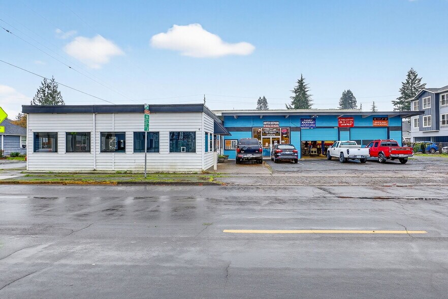 814 E 2nd St, Newberg, OR à vendre - Photo de l’immeuble – Image 2 sur 24