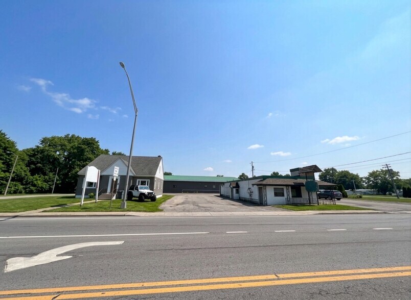 1414-1420 E Dominick St portefeuille de 2 biens à vendre sur LoopNet.fr - Photo de l’immeuble – Image 2 sur 8