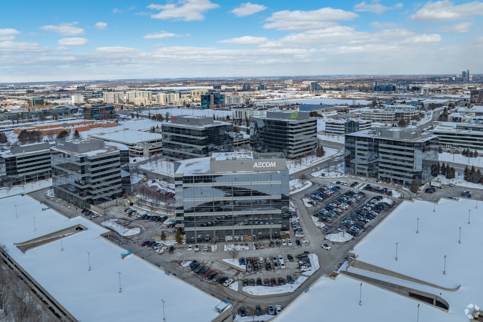 55 Commerce Valley Dr W, Markham, ON à louer Photo de l’immeuble– Image 1 sur 32
