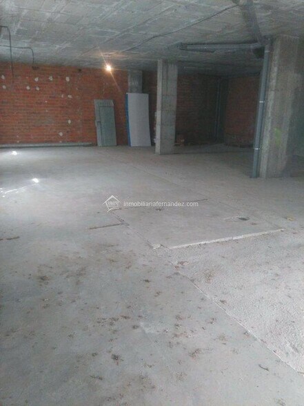 Local commercial dans Cáceres à vendre - Photo de l’immeuble – Image 2 sur 2