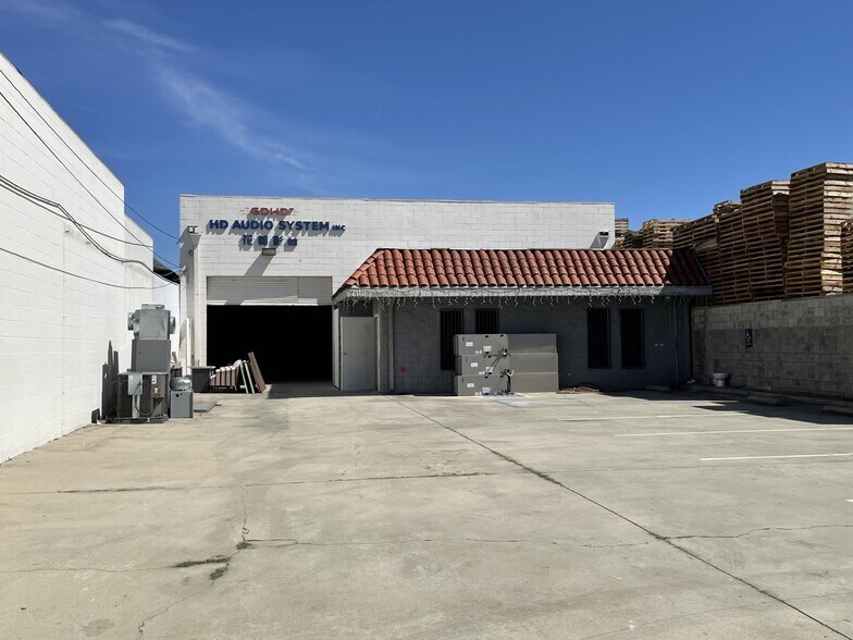 2112 Lee Ave, South El Monte, CA à vendre - Photo de l’immeuble – Image 2 sur 11