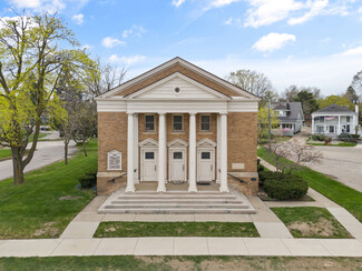Plus de détails pour 71 S Washington St, Oxford, MI - Spécialisé à vendre