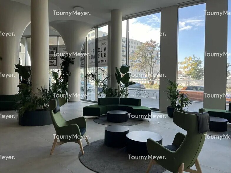 Bureau dans Bordeaux à louer - Photo de l’immeuble – Image 3 sur 7