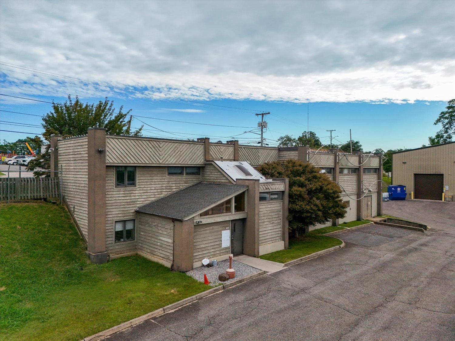2314 Patterson Ave SW, Roanoke, VA à vendre Photo de l’immeuble– Image 1 sur 22