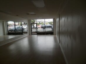 34455-34461 Yucaipa Blvd, Yucaipa, CA à louer Photo intérieure– Image 2 sur 4