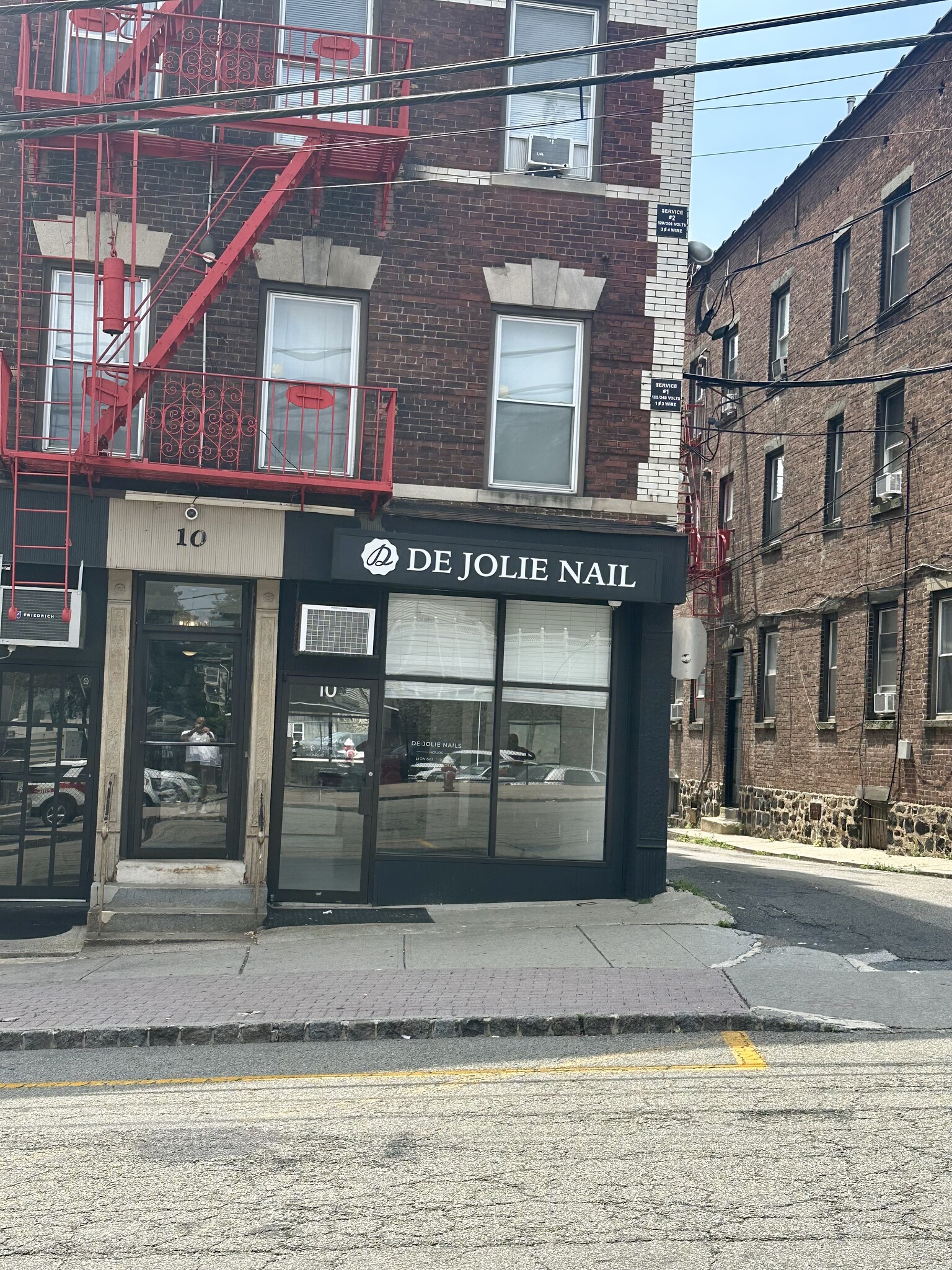 10 Hilliard Ave, Edgewater, NJ à louer Photo intérieure– Image 1 sur 7