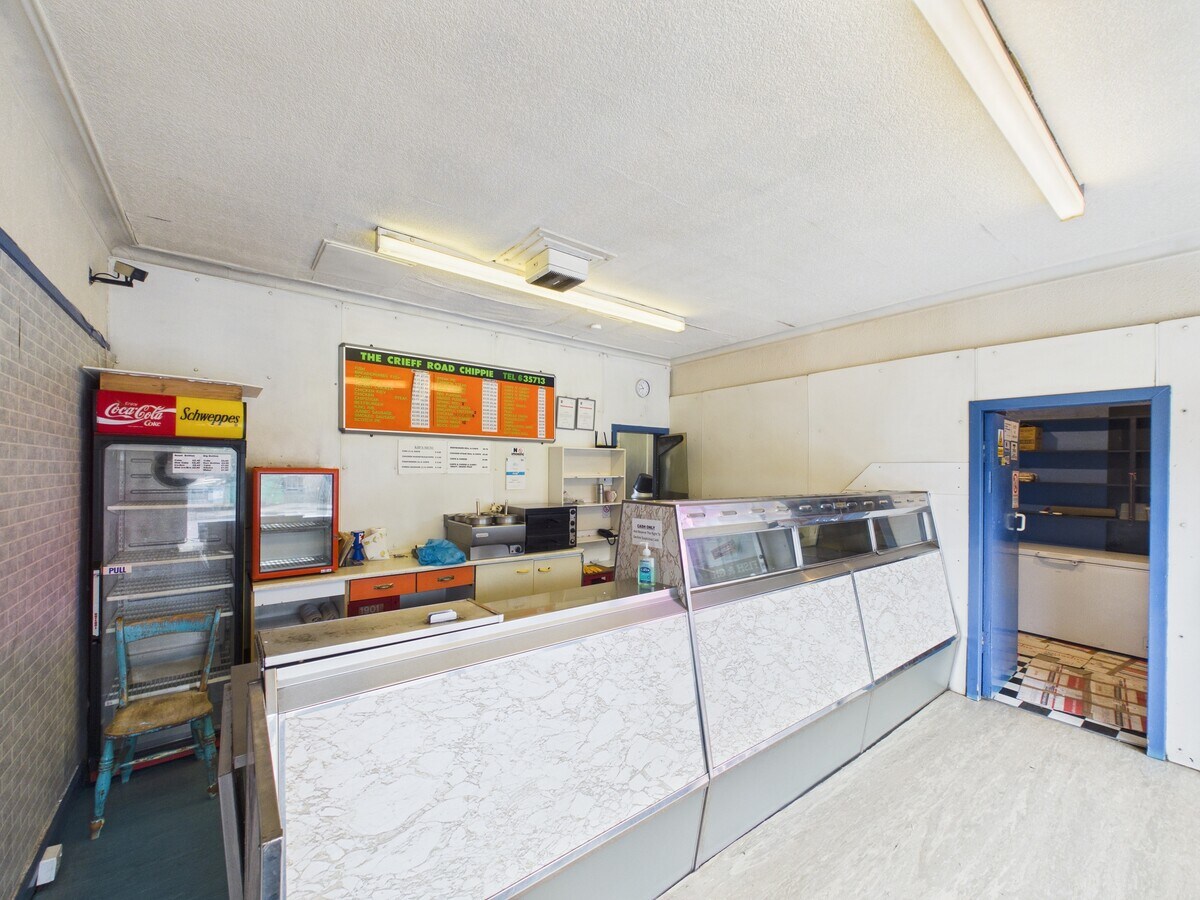 7-28 Crieff Rd, Perth, PKN PH1 5AG - Lot 22-24 - - Photo intérieure - Image 1 of 4