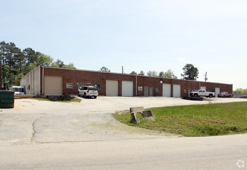 2182 Coffee Rd, Lithonia, GA à vendre - Photo de l’immeuble – Image 2 sur 2