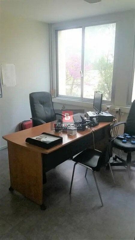 Plus de détails pour Bureau à vendre