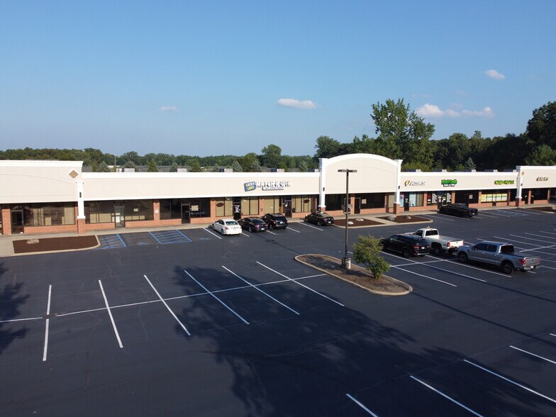 1100 N Mccord Rd, Toledo, OH à louer - Photo de l’immeuble – Image 3 sur 6