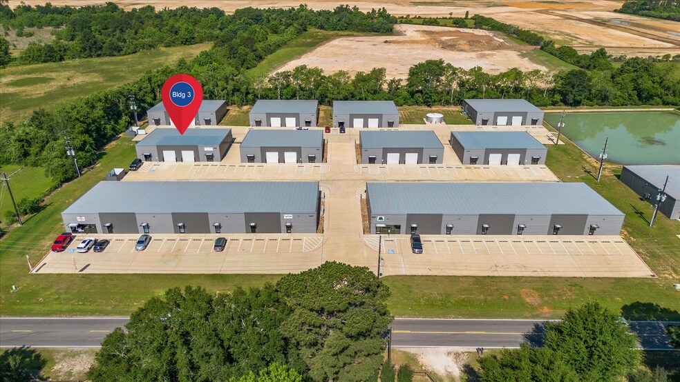 22205 Mueschke Rd, Tomball, TX à vendre - Photo de l’immeuble – Image 2 sur 10