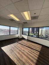 4 Hutton Centre Dr, Santa Ana, CA à louer Photo intérieure– Image 1 sur 11