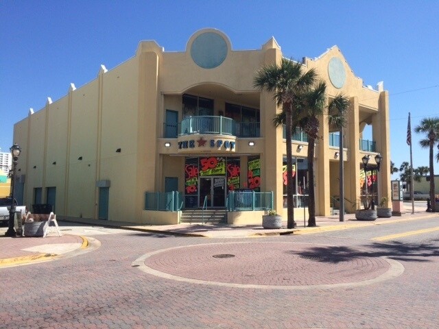 901 Main St, Daytona Beach, FL à louer - Photo de l’immeuble – Image 2 sur 15