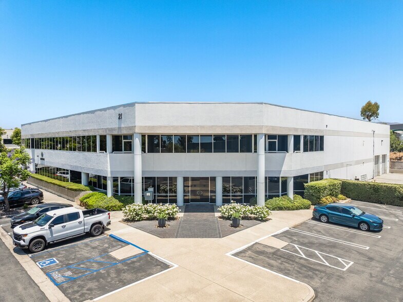 21 Morgan, Irvine, CA à louer - Photo de l’immeuble – Image 2 sur 15