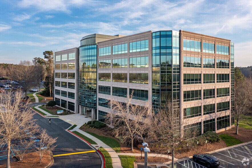 3025 Windward Plaza Dr, Alpharetta, GA à louer - Photo principale – Image 1 sur 14