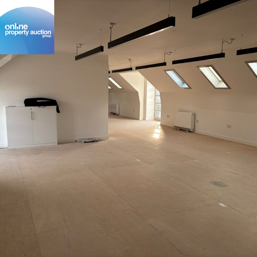21-25 Carlton Ct, Glasgow, GLG G5 9JP - Lot 6 & 7 - - Photo intérieure - Image 1 of 16