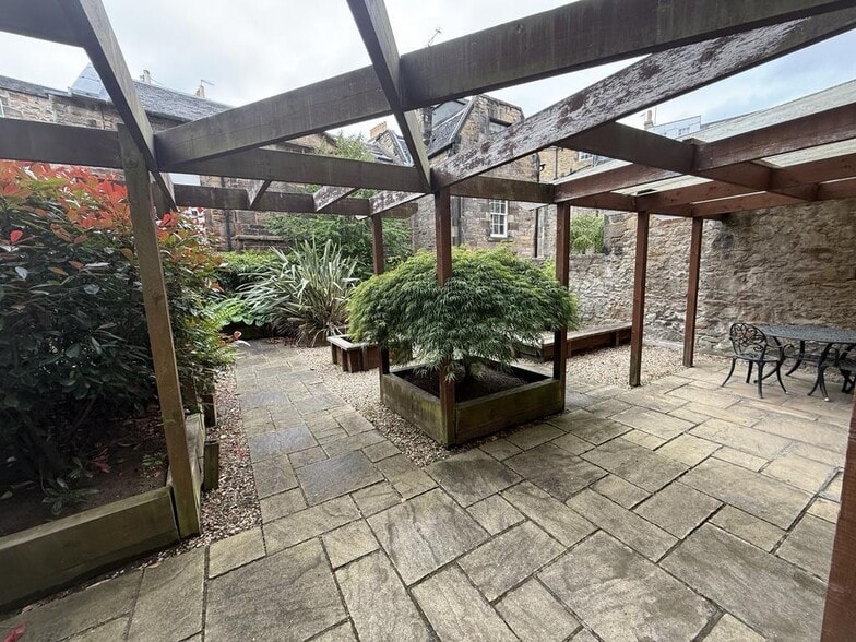 6 Coates Cres, Edinburgh à louer - Photo de l’immeuble – Image 3 sur 13