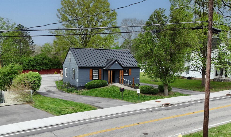 7197 Paddison Rd, Cincinnati, OH à vendre - Photo de l’immeuble – Image 2 sur 37
