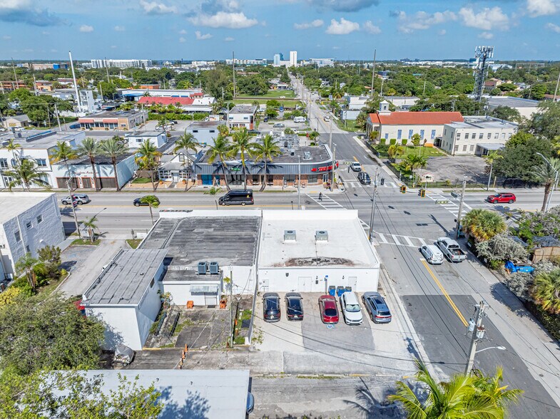 66-68 N Federal Hwy, Dania Beach, FL à vendre - Photo de l’immeuble – Image 2 sur 12