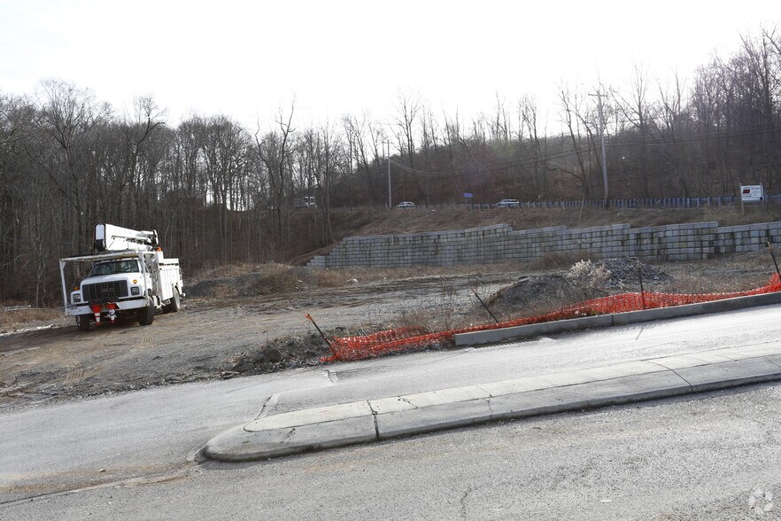 1869 Mount Nebo Rd, Sewickley, PA à vendre - Photo de l’immeuble – Image 2 sur 2