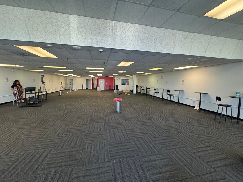 4015 N 75th Ave, Phoenix, AZ à louer - Photo intérieure – Image 3 sur 7