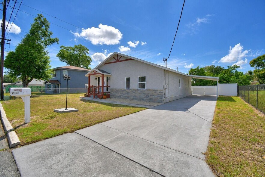 208 Center St, Auburndale, FL à vendre - Photo de l’immeuble – Image 3 sur 57